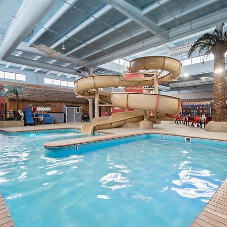 Ramada By Wyndham Sioux Falls Airport - Waterpark Resort & Event Center Εξωτερικό φωτογραφία
