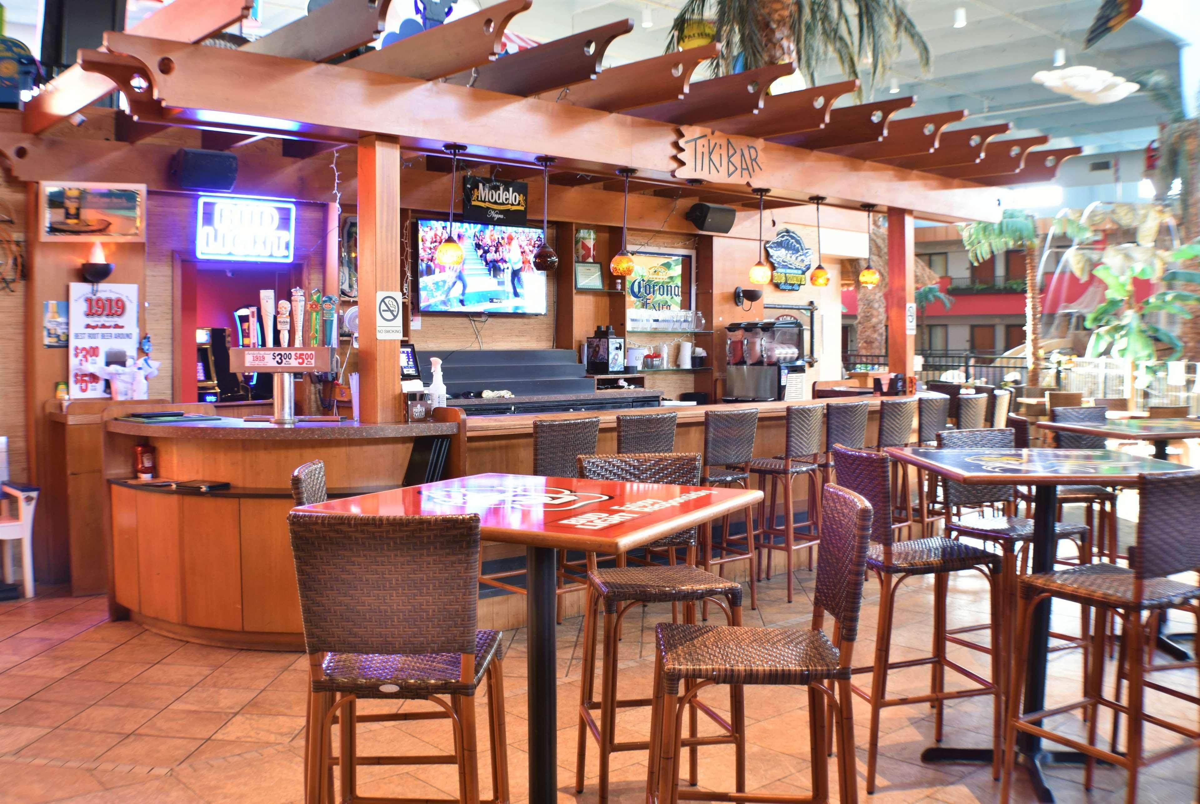 Ramada By Wyndham Sioux Falls Airport - Waterpark Resort & Event Center Εξωτερικό φωτογραφία