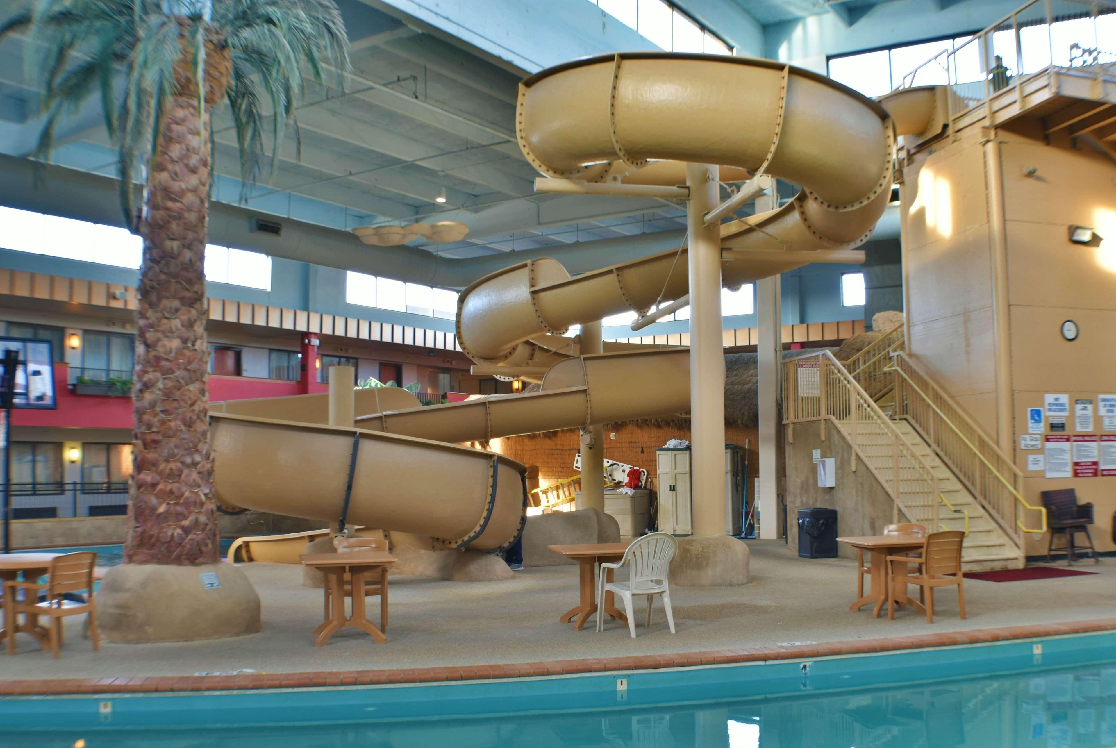 Ramada By Wyndham Sioux Falls Airport - Waterpark Resort & Event Center Εξωτερικό φωτογραφία