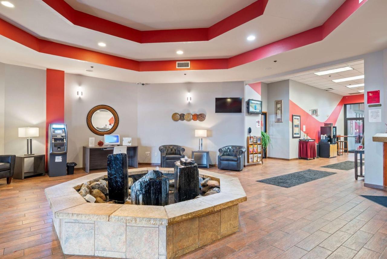 Ramada By Wyndham Sioux Falls Airport - Waterpark Resort & Event Center Εξωτερικό φωτογραφία
