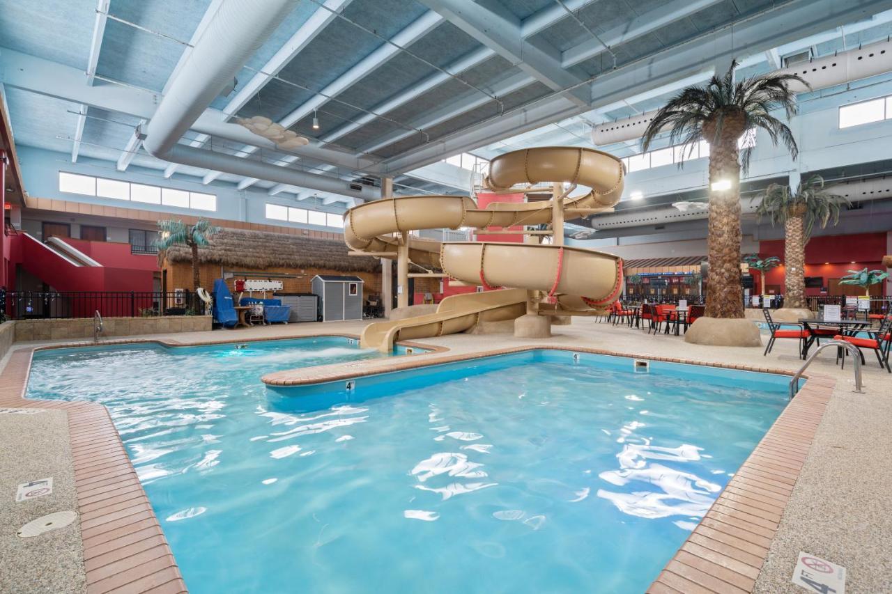 Ramada By Wyndham Sioux Falls Airport - Waterpark Resort & Event Center Εξωτερικό φωτογραφία