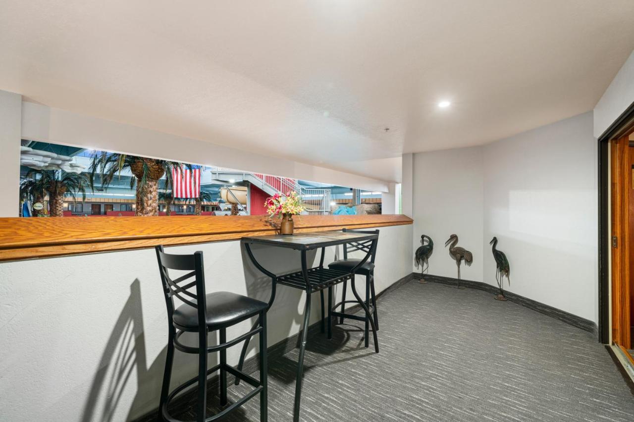 Ramada By Wyndham Sioux Falls Airport - Waterpark Resort & Event Center Εξωτερικό φωτογραφία
