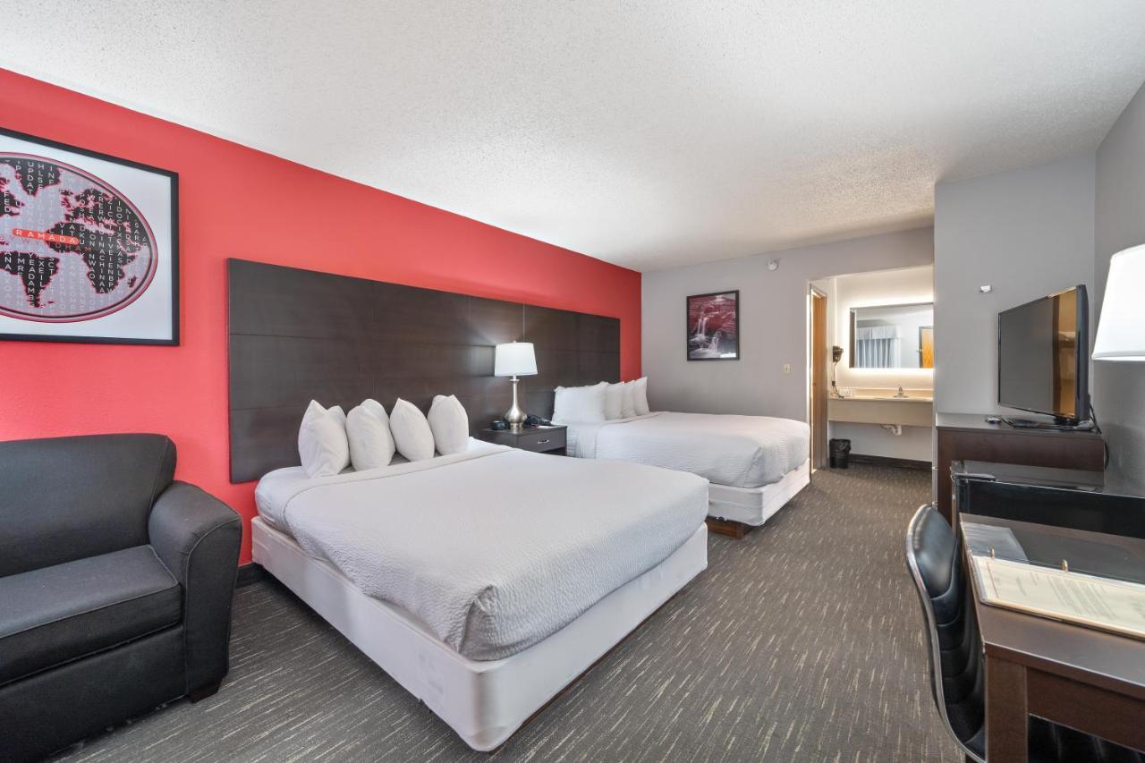 Ramada By Wyndham Sioux Falls Airport - Waterpark Resort & Event Center Εξωτερικό φωτογραφία