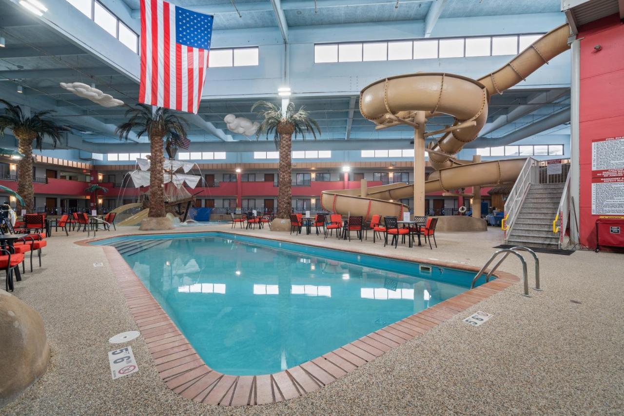 Ramada By Wyndham Sioux Falls Airport - Waterpark Resort & Event Center Εξωτερικό φωτογραφία