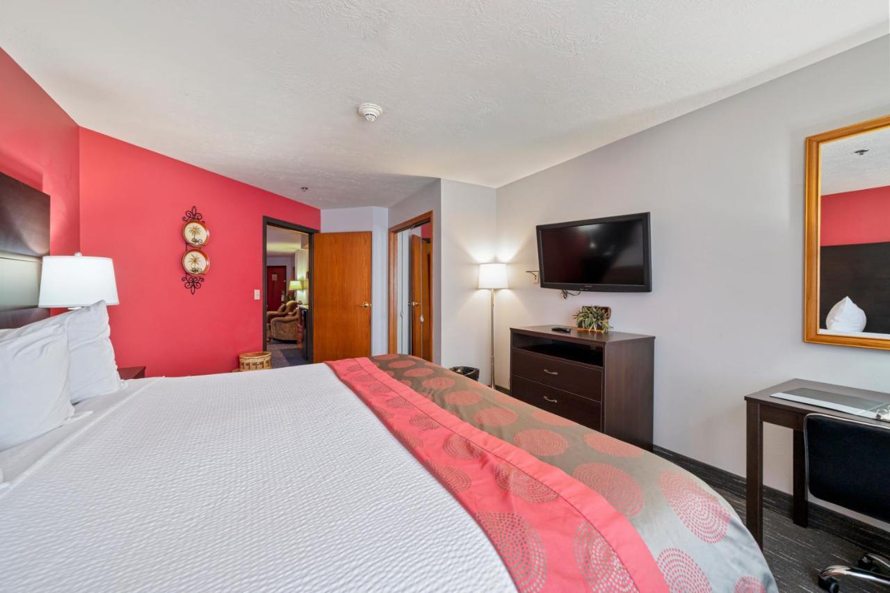 Ramada By Wyndham Sioux Falls Airport - Waterpark Resort & Event Center Εξωτερικό φωτογραφία