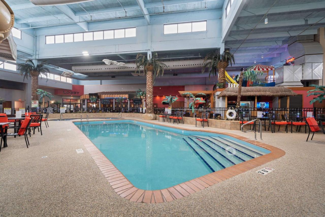 Ramada By Wyndham Sioux Falls Airport - Waterpark Resort & Event Center Εξωτερικό φωτογραφία