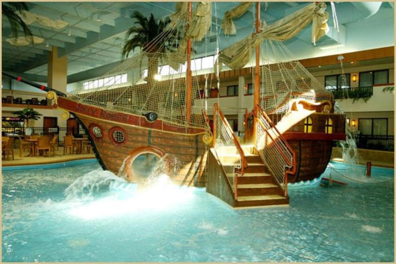 Ramada By Wyndham Sioux Falls Airport - Waterpark Resort & Event Center Εξωτερικό φωτογραφία